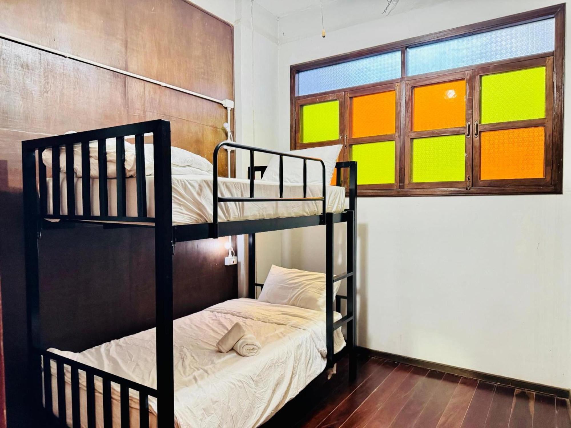 Отель Collection O Bupamontra Chiangmai Чиангмай Экстерьер фото